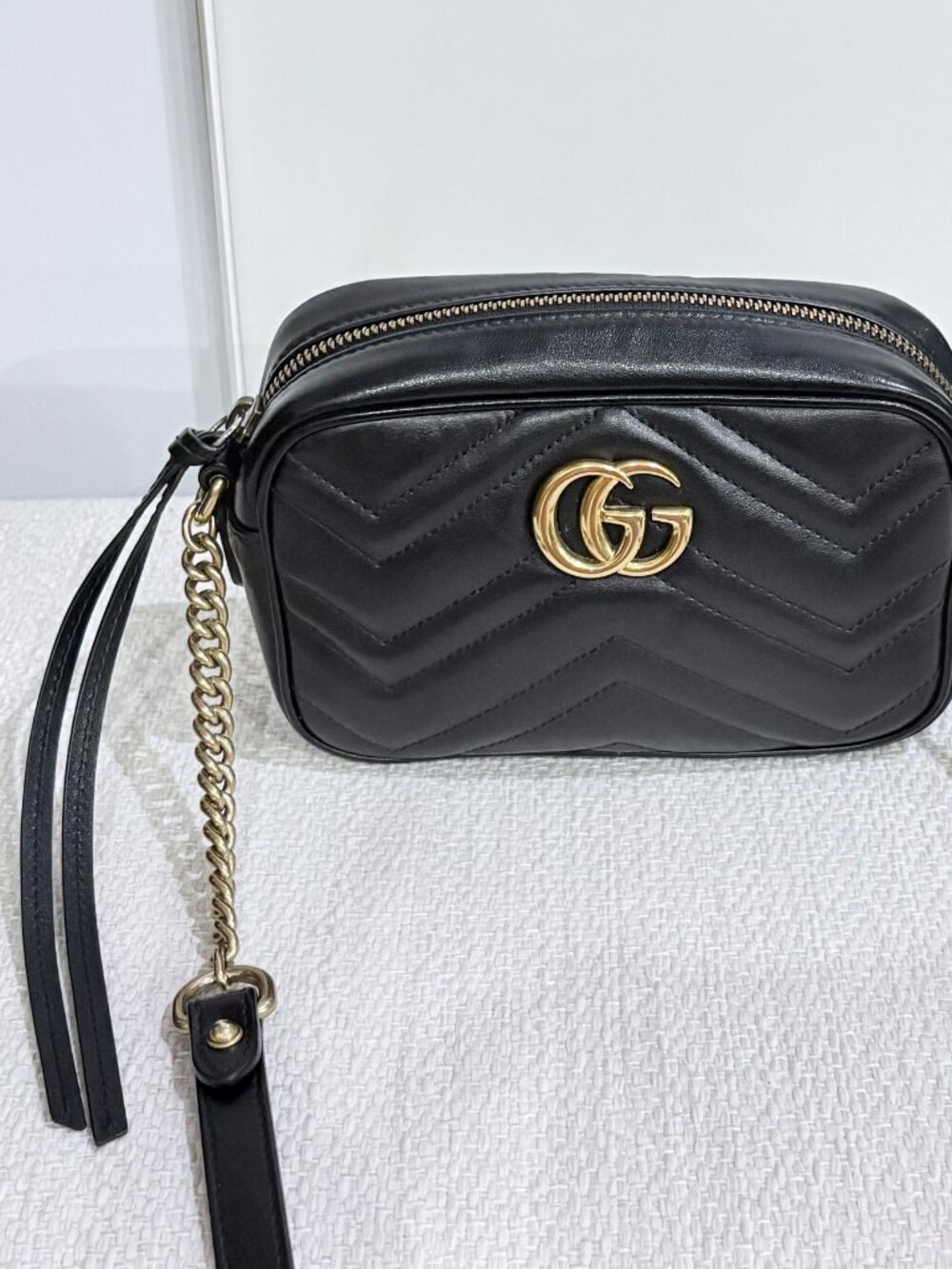 Gucci GG Marmont mini camera bag - Picture 4 of 14